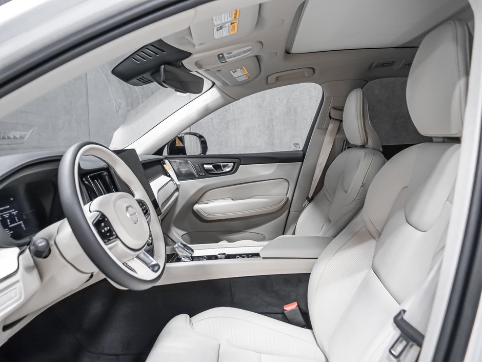 Volvo XC60 Plug-in hybrid Ultra (Dark Theme) 2027-12