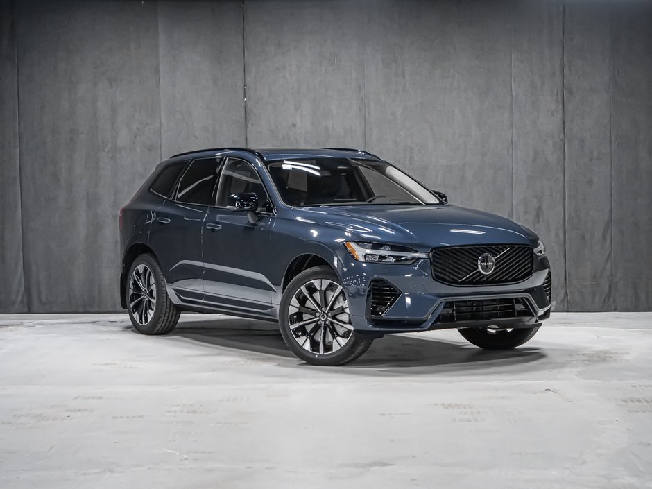 2027 Volvo XC60 Plug-in hybrid Ultra (Dark Theme)-1