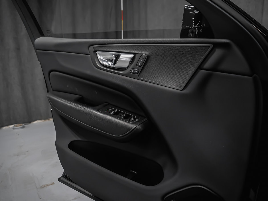 2021 Volvo XC60 Recharge T8 INSCRIPTION EXPRESSION CLIMATE PREMIUM POLESTYA-10