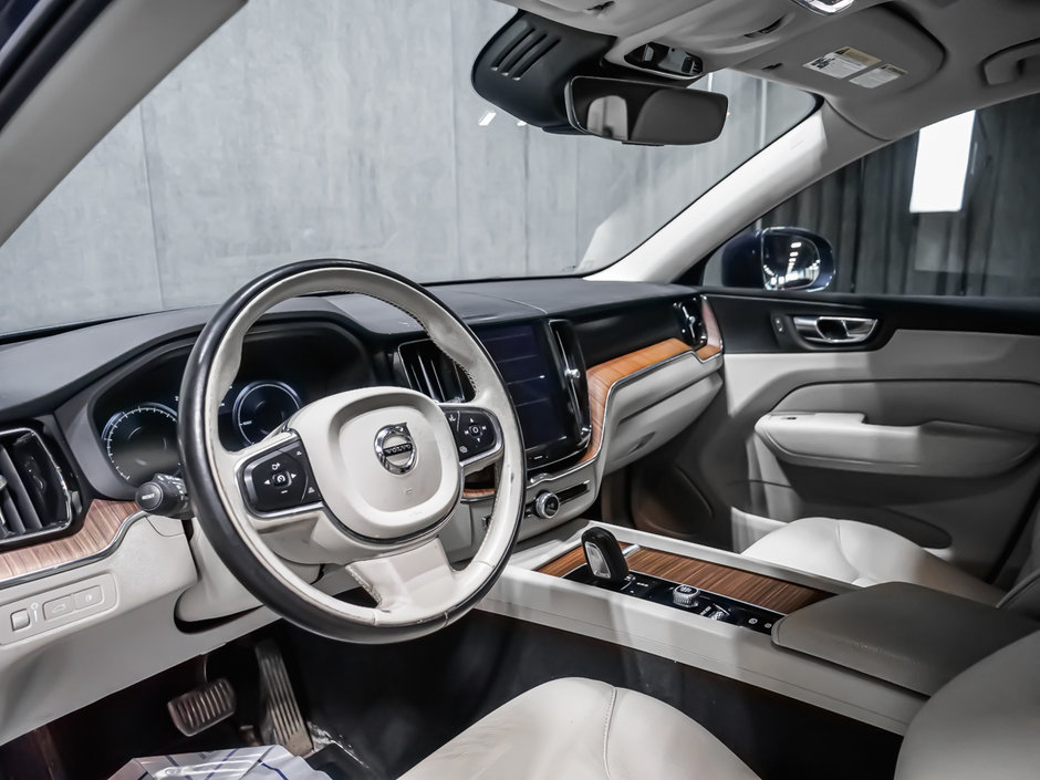 2021 Volvo XC60 Recharge T8 INSCRIPTION EXPRESSION CLIMATE PREMIUM-6