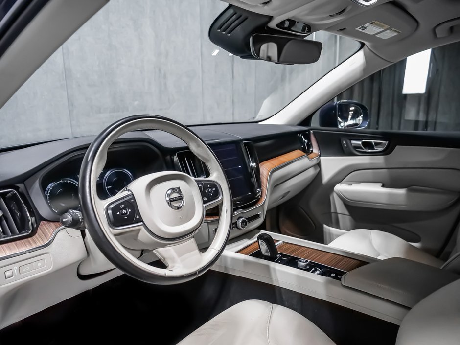 2021 Volvo XC60 Recharge T8 INSCRIPTION EXPRESSION CLIMATE PREMIUM-6