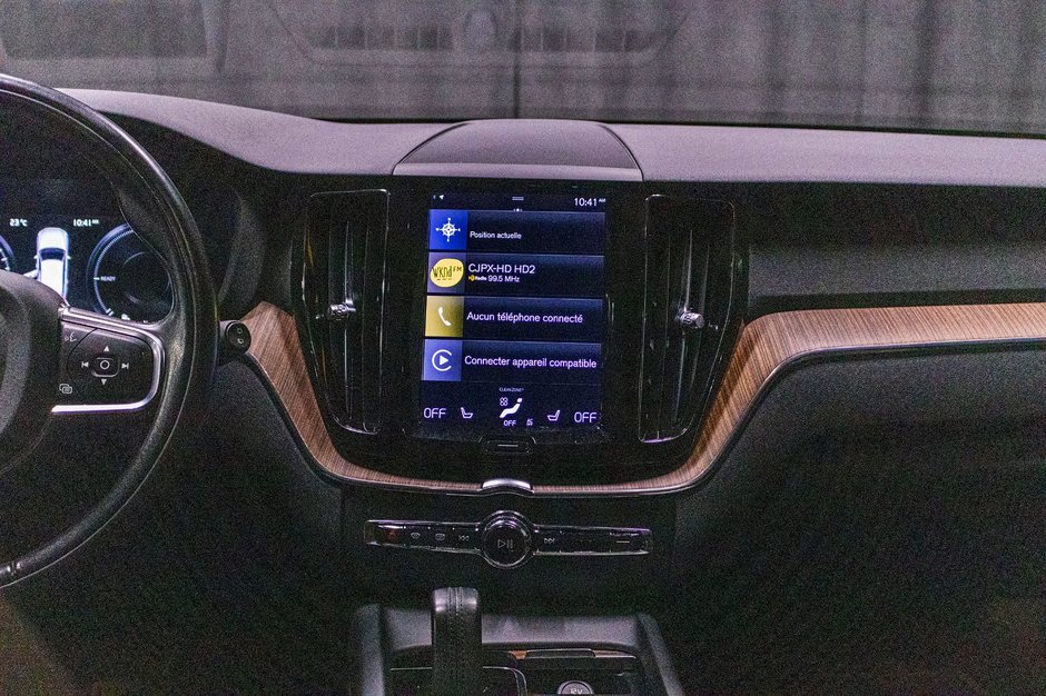 2021 Volvo XC60 Recharge T8 INSCIPTION EXPRESSION ADVANCED CLIMATE PREMIUM-8