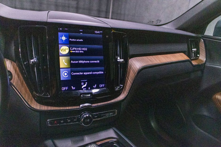 2021 Volvo XC60 Recharge T8 INSCIPTION EXPRESSION ADVANCED CLIMATE PREMIUM-12