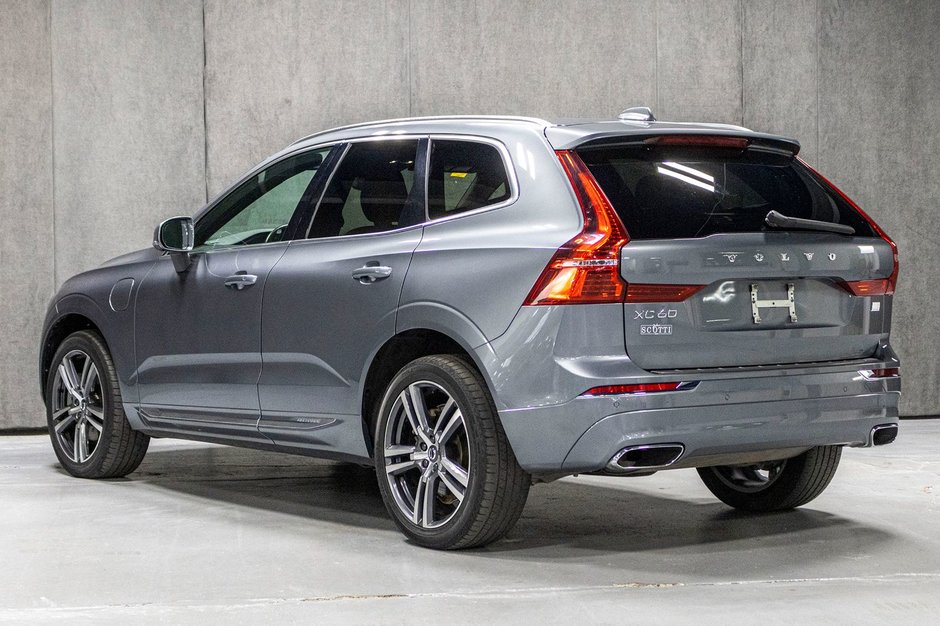 2021 Volvo XC60 Recharge T8 INSCIPTION EXPRESSION ADVANCED CLIMATE PREMIUM-3