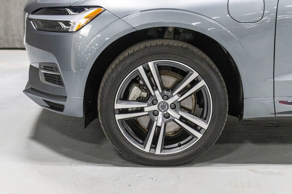 2021 Volvo XC60 Recharge T8 INSCIPTION EXPRESSION ADVANCED CLIMATE PREMIUM-31