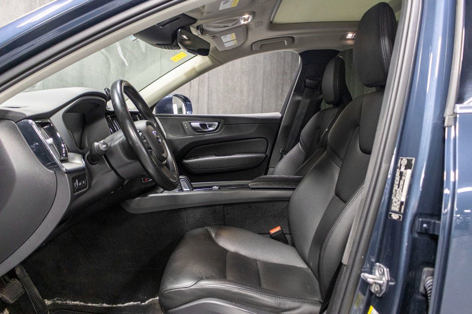 2021 Volvo XC60 Recharge T8 INSCRIPTION EXPRESSION CLIMATE PREMIUM-15