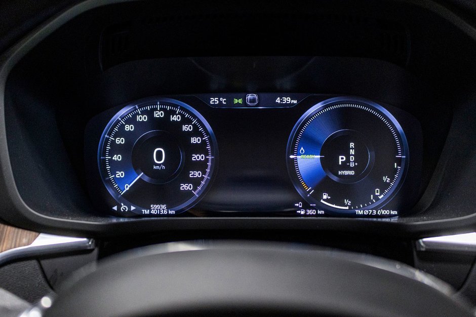 2021 Volvo XC60 Recharge T8 INSCRIPTION EXPRESSION PREMIUM CLIMATE-11