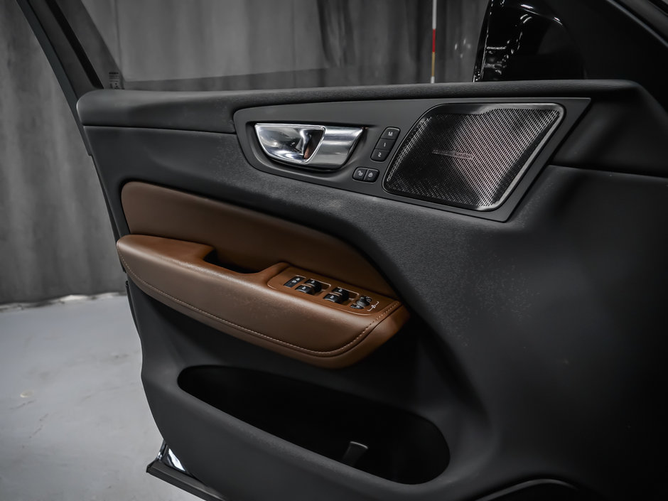 Volvo XC60 Recharge T8 INSCRIPTION CLIMATE 2021-9
