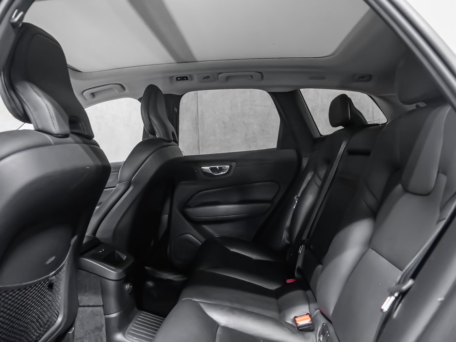 2021 Volvo XC60 Recharge T8 INSCRIPTION EXPRESSION-12