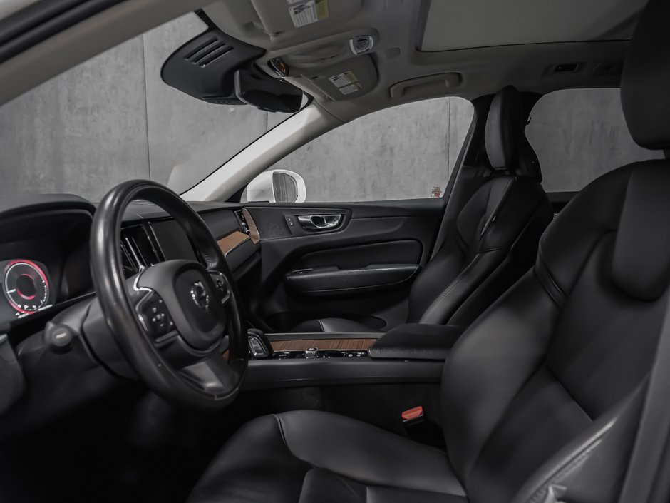 2021 Volvo XC60 Recharge T8 INSCRIPTION EXPRESSION CLIMATE PREMIUM-11