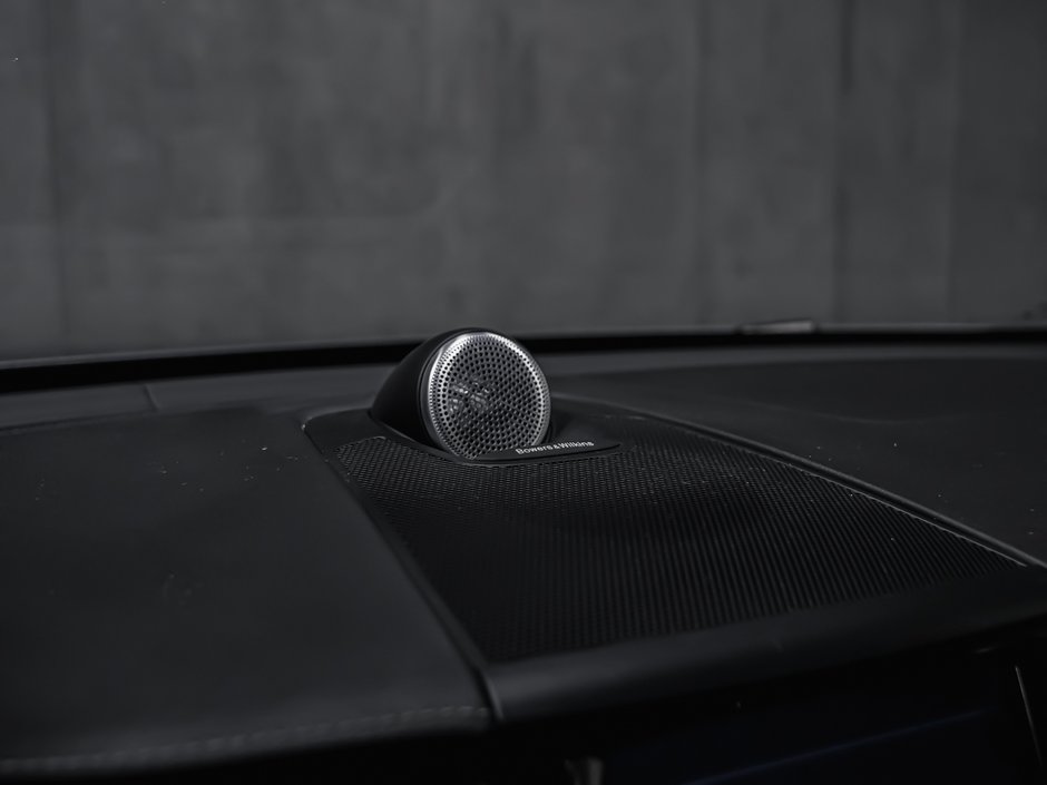 2021 Volvo XC60 Recharge T8 INSCRIPTION ADVANCED CLIMATE BOWERS-11