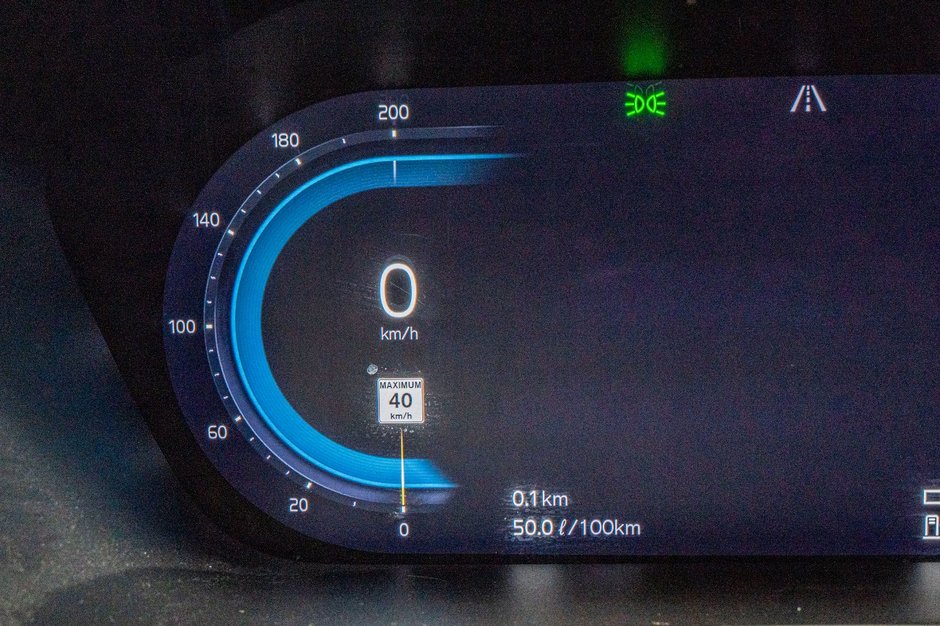 2022 Volvo XC60 Recharge T8 INSCRIPTION EXPRESSION CLIMATE PREMIUM HARMAN-11