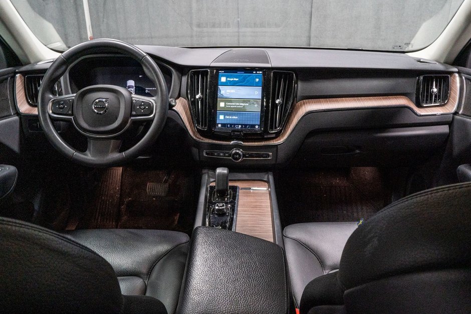 2022 Volvo XC60 Recharge T8 INSCRIPTION EXPRESSION CLIMATE PREMIUM HARMAN-9