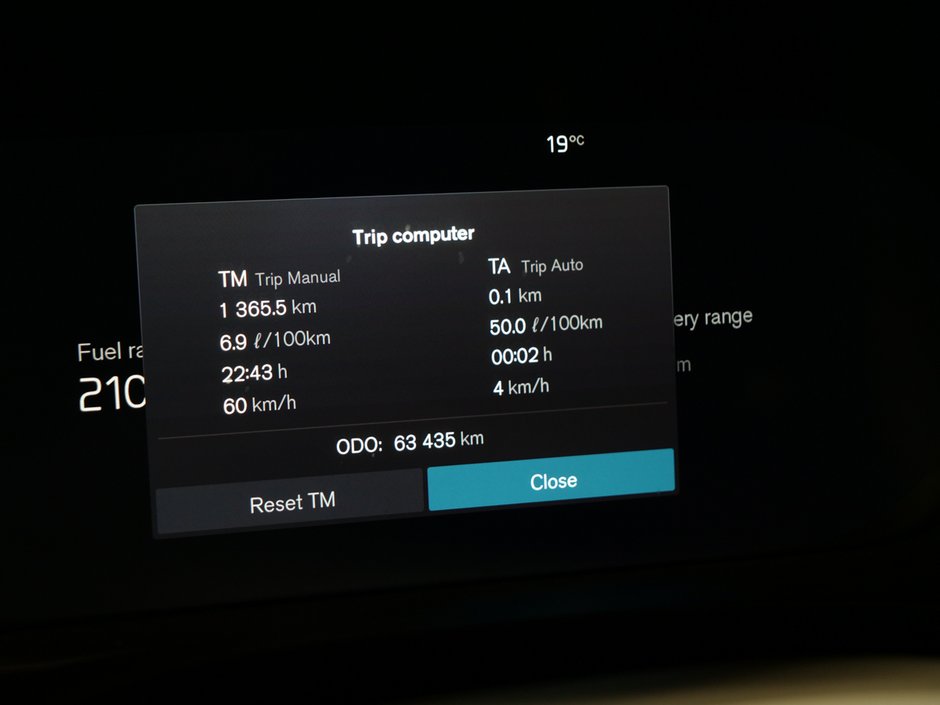 2022 Volvo XC60 Recharge T8 INSCRIPTION EXPRESSION PREMIUM CLIMATE HARMAN-12