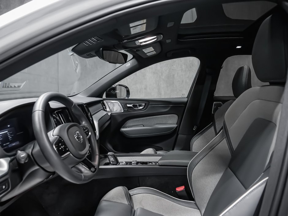 2022 Volvo XC60 Recharge T8 R-DESIGN CLIMATE BOWERS AIR SUSPENSION-13