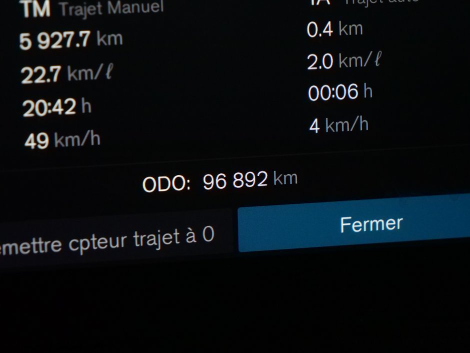 2022 Volvo XC60 Recharge T8 INSCRIPTION-8
