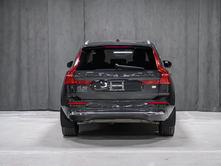 2022 Volvo XC60 Recharge T8 INSCRIPTION-4