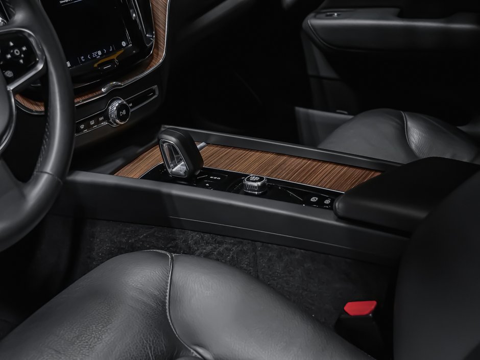 2023 Volvo XC60 Recharge T8 PLUS BRIGHT CLIMATE-8