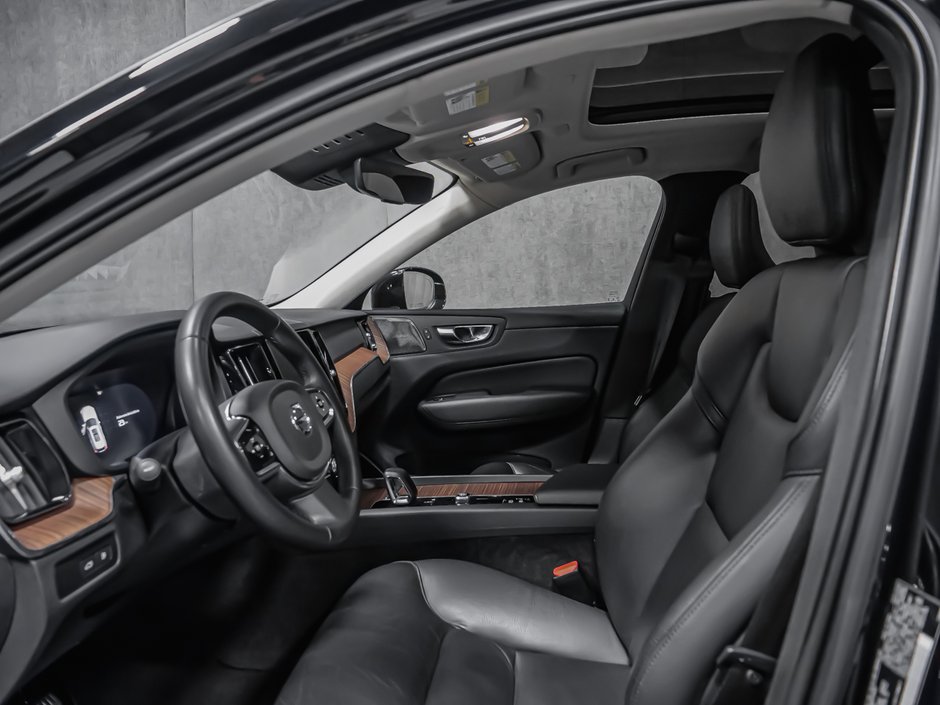 2023 Volvo XC60 Recharge T8 PLUS BRIGHT CLIMATE-12