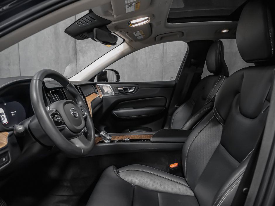 Volvo XC60 Recharge T8 ULTIMATE BRIGHT BOWERS 2023-12