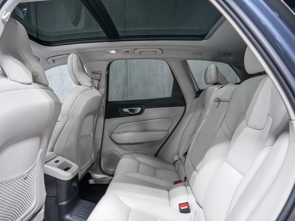 2023 Volvo XC60 Recharge Plus Bright Theme-11