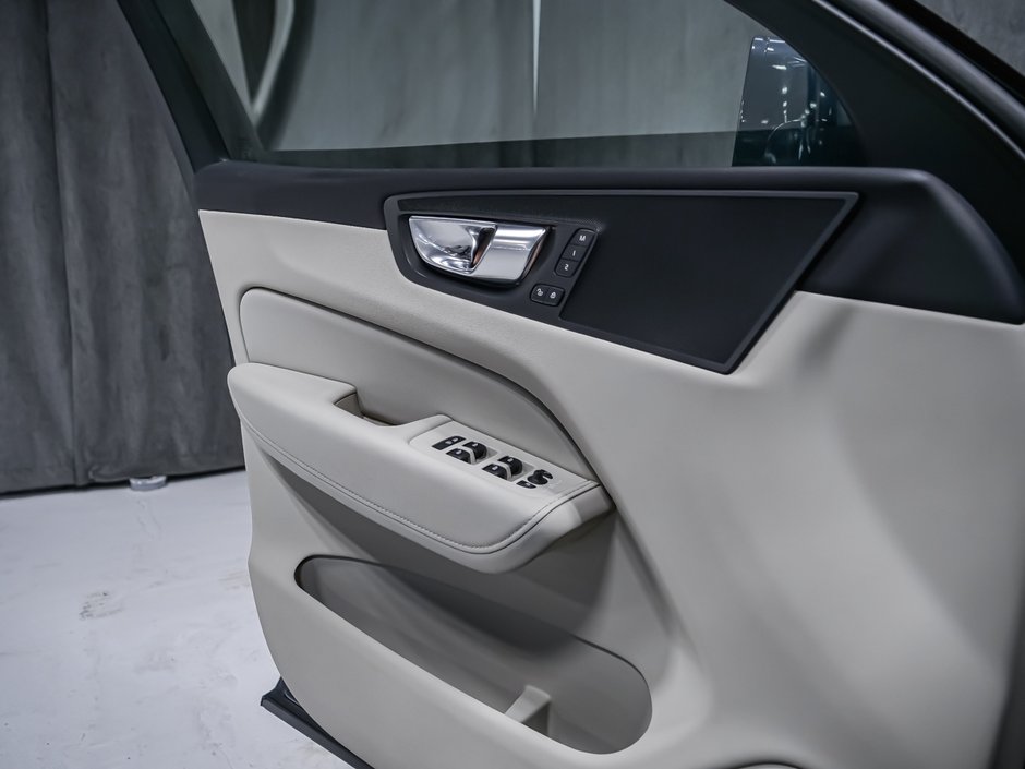 2023 Volvo XC60 Recharge Plus Bright Theme-8