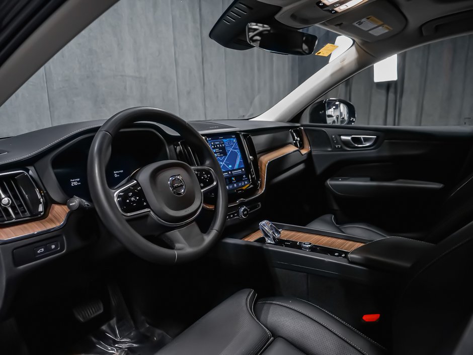 Volvo XC60 Recharge T8 AWD PLUG-IN HYBRID ULTIMATE DARK THEME 2024-6