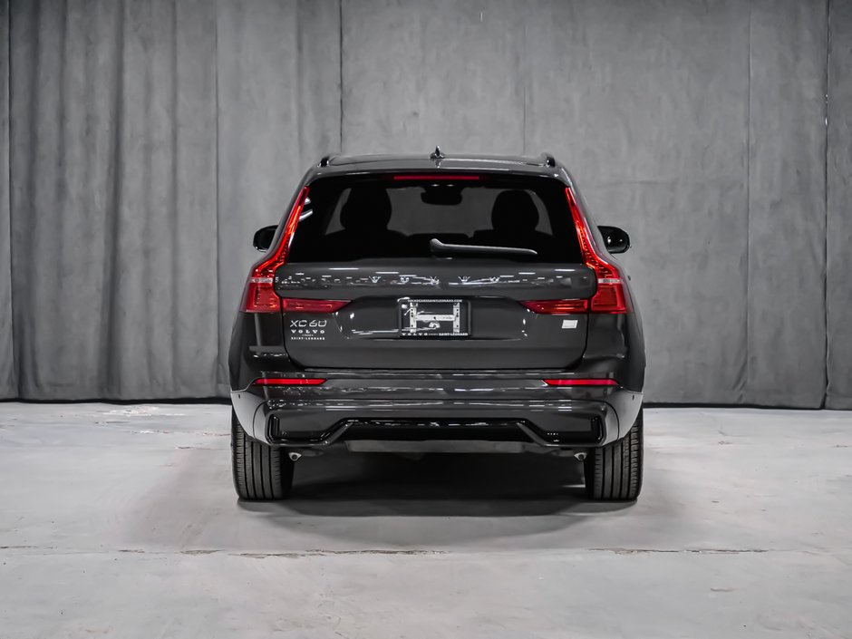 Volvo XC60 Recharge T8 AWD PLUG-IN HYBRID ULTIMATE DARK THEME 2024-5