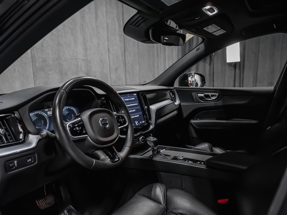 Volvo XC60 T6 MOMENTUM CLIMATE PACKAGE WITH HEATED WINDSHIELD 2018-5