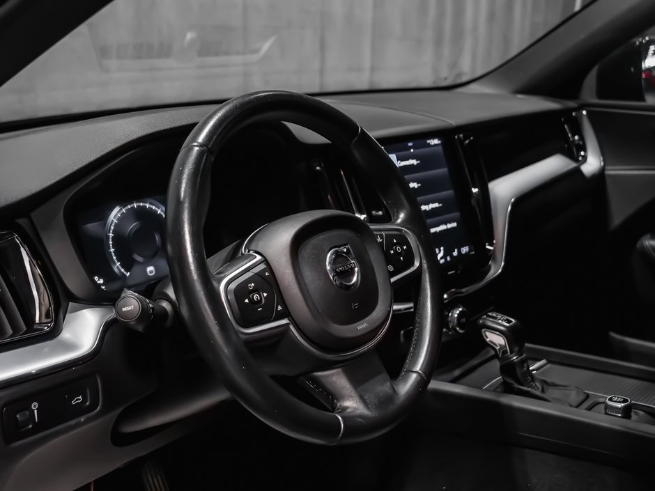 2019 Volvo XC60 Momentum-8