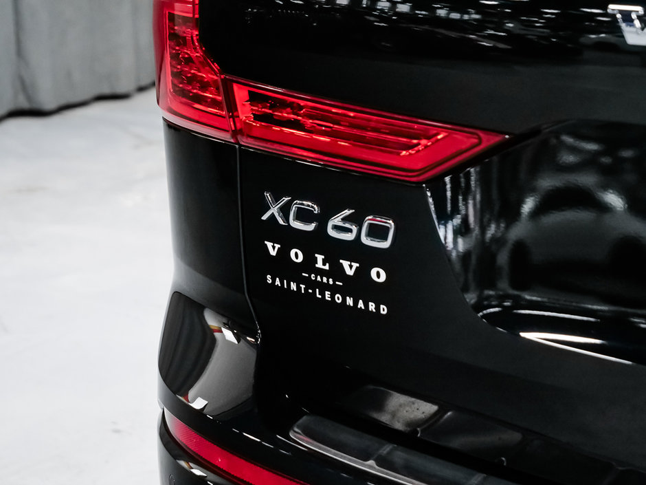 Volvo XC60 T8 R-DESIGN PREMIUM & PREMIUM PLUS 2020-10