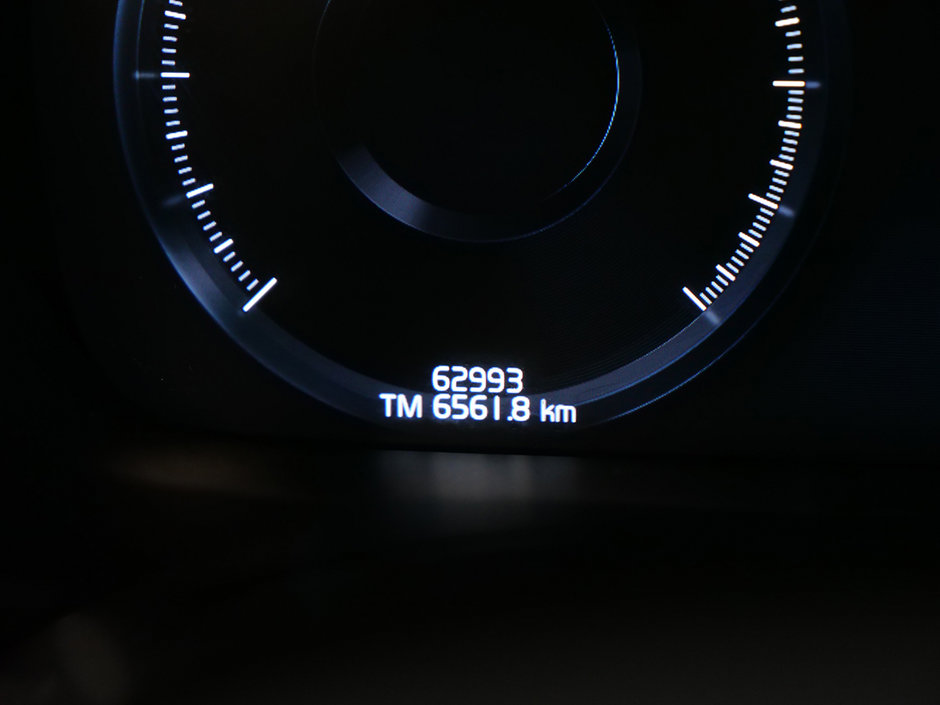 Volvo XC60 T8 INSCRIPTION EXPRESSION PREMIUM CLIMATE HARMAN 2021-17