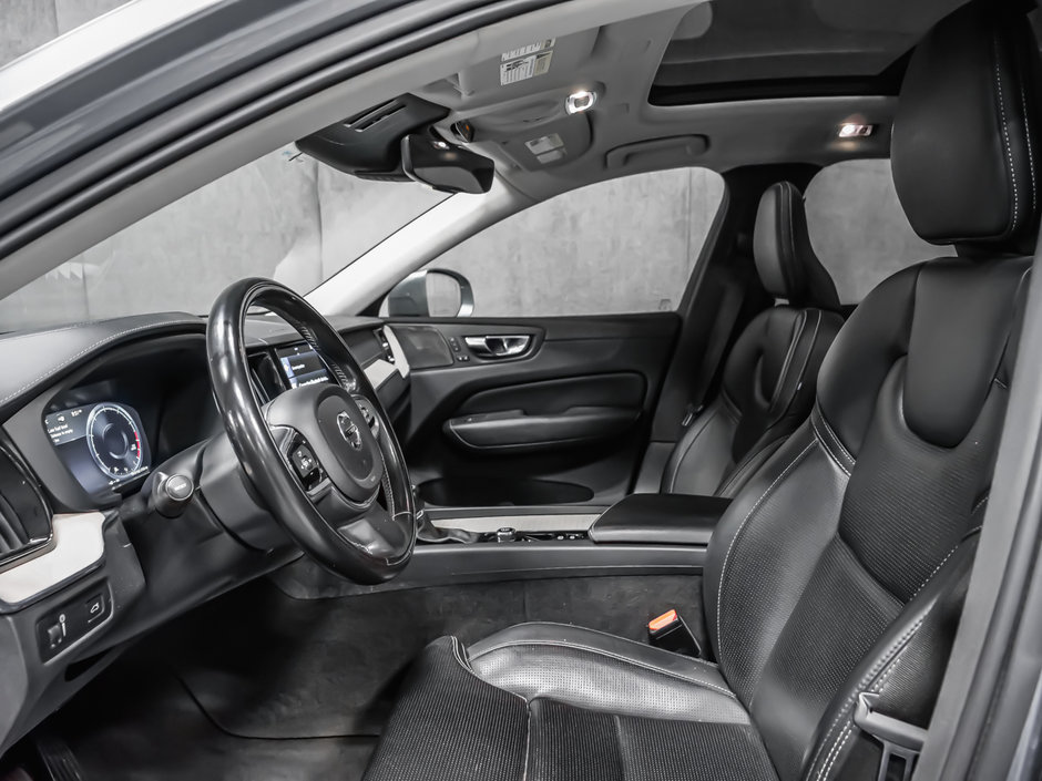 2021 Volvo XC60 T6 INSCRIPTION CLIMATE-11