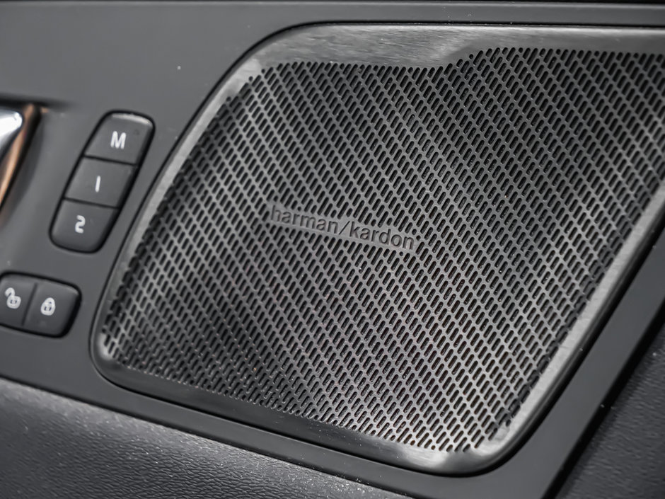 2021 Volvo XC60 T6 INSCRIPTION CLIMATE-9