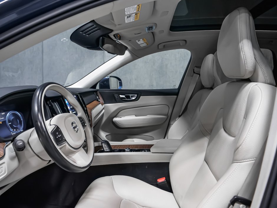 Volvo XC60 T8 INSCRIPTION EXPRESSION PREMIUM CLIMATE 2021-12