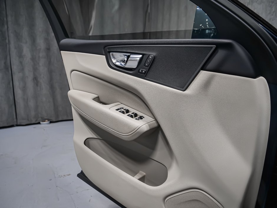 Volvo XC60 T8 INSCRIPTION EXPRESSION PREMIUM CLIMATE 2021-10