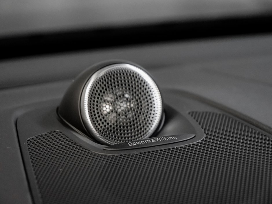2022 Volvo XC60 B6 INSCRIPTION CLIMATE BOWERS & WILKINS-15