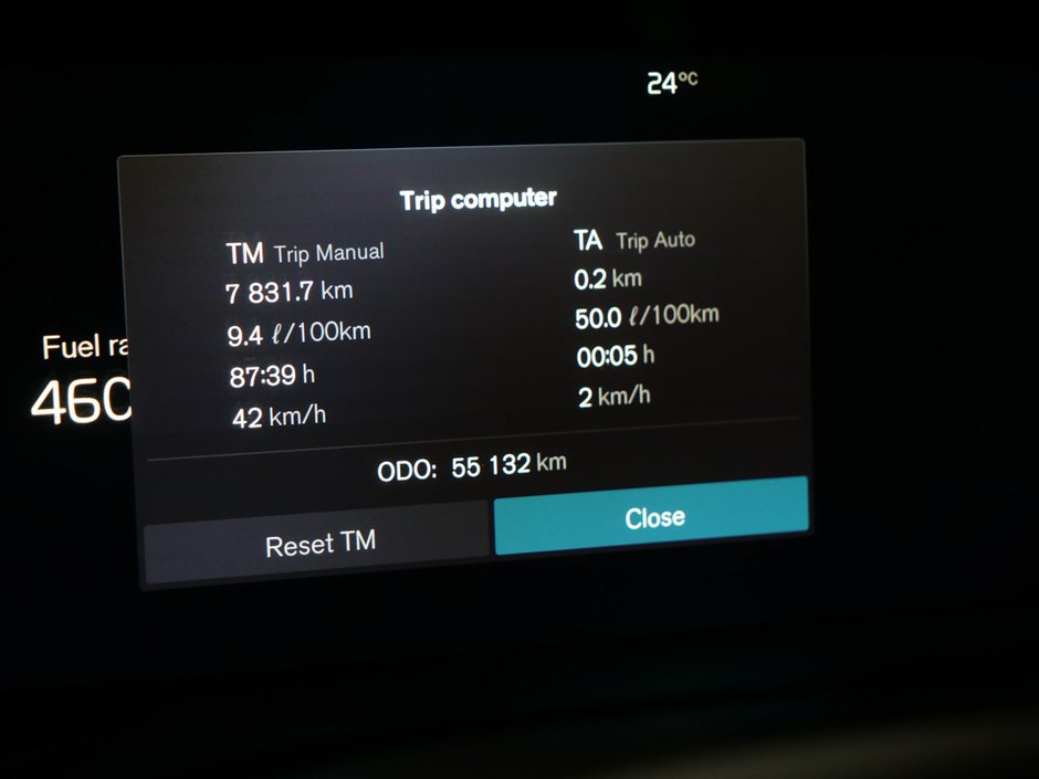 2022 Volvo XC60 B6 MOMENTUM PREMIUM CLIMATE-8