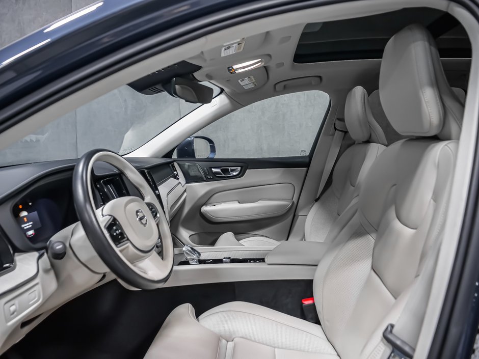 2022 Volvo XC60 B6 INSCRIPTION ADVANCED CLIMATE-11