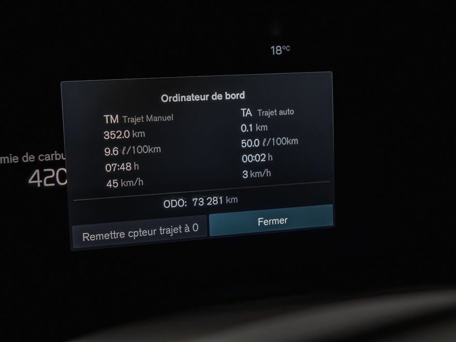 2022 Volvo XC60 B6 INSCRIPTION ADVANCED CLIMATE-9