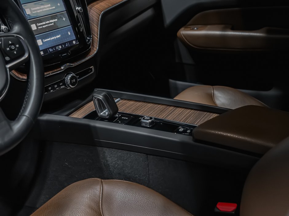 Volvo XC60 B6 MOMENTUM 2022-7