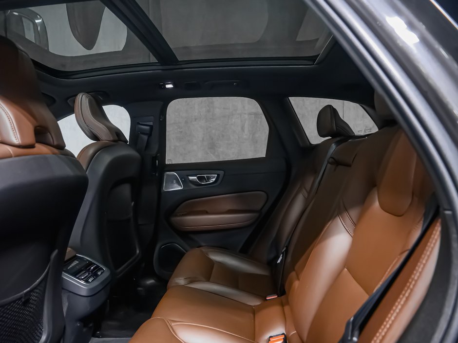 Volvo XC60 Inscription, B6 AWD 2022-14