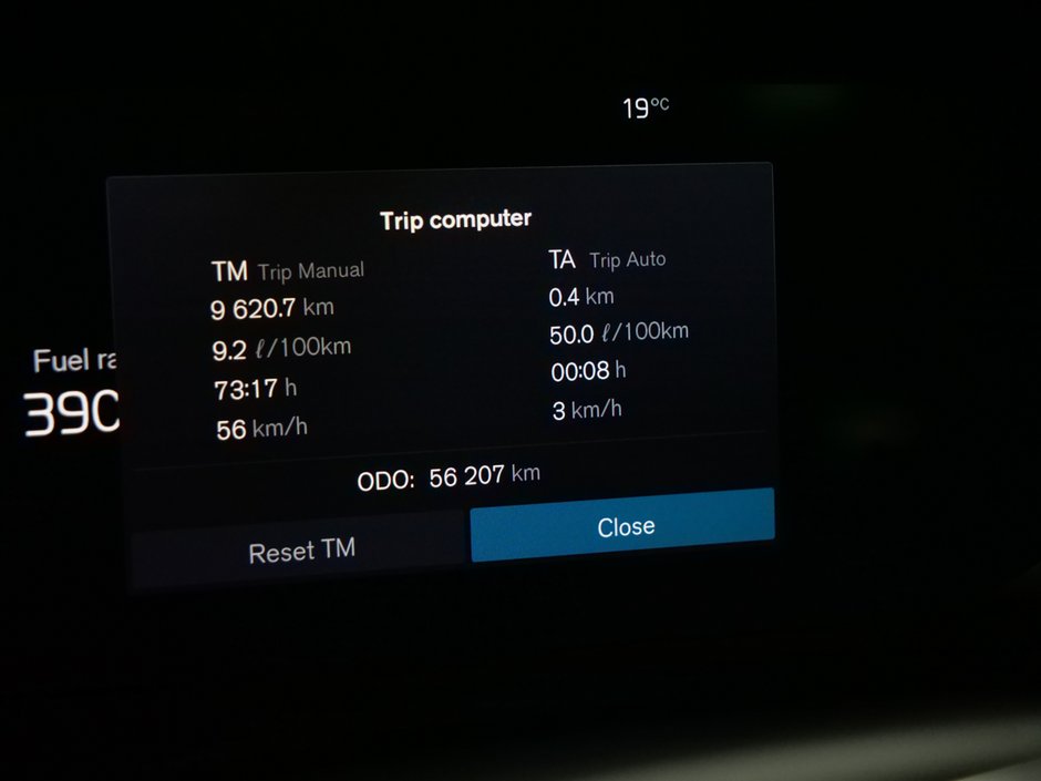 2022 Volvo XC60 B6 MOMENTUM CLIMATE PREMIUM MAGS 20PO-9