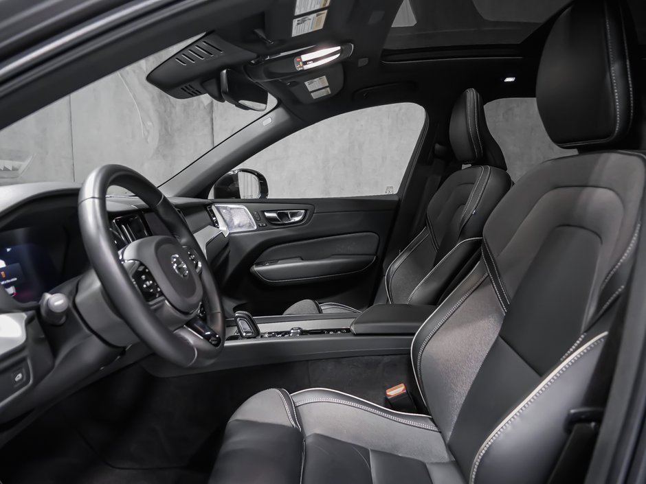 2022 Volvo XC60 B6 R-DESIGN CLIMATE-12