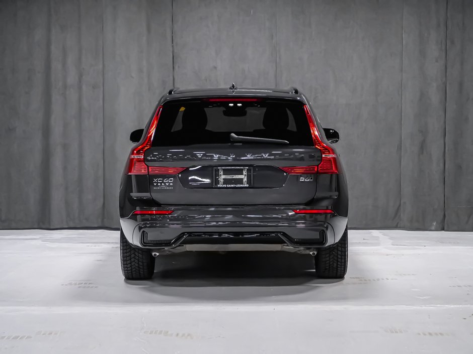 2022 Volvo XC60 B6 R-DESIGN CLIMATE-4