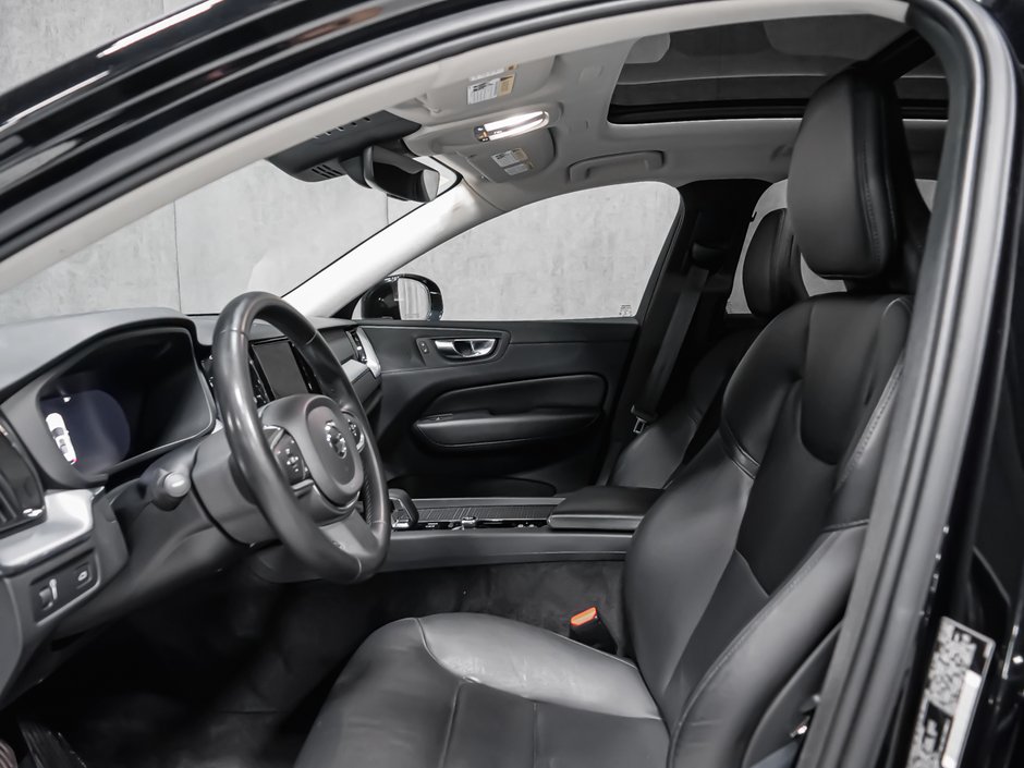 2022 Volvo XC60 B6 MOMENTUM CLIMATE PREMIUM-11
