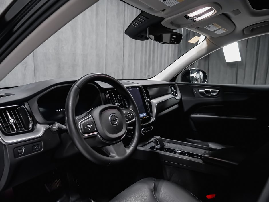 2022 Volvo XC60 B6 MOMENTUM CLIMATE PREMIUM-5
