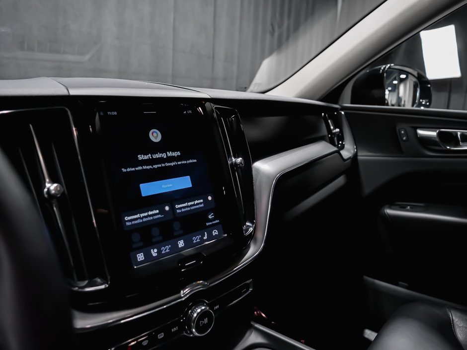 2022 Volvo XC60 B6 MOMENTUM CLIMATE PREMIUM-9