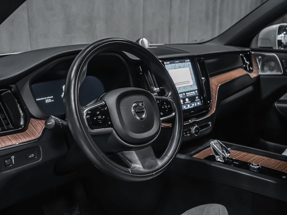 Volvo XC60 B6 INSCRIPTION CLIMATE BOWERS WILKINS 2022-7