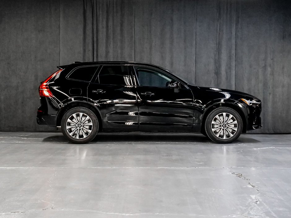 2023 Volvo XC60 PLUS DARK THEME-5